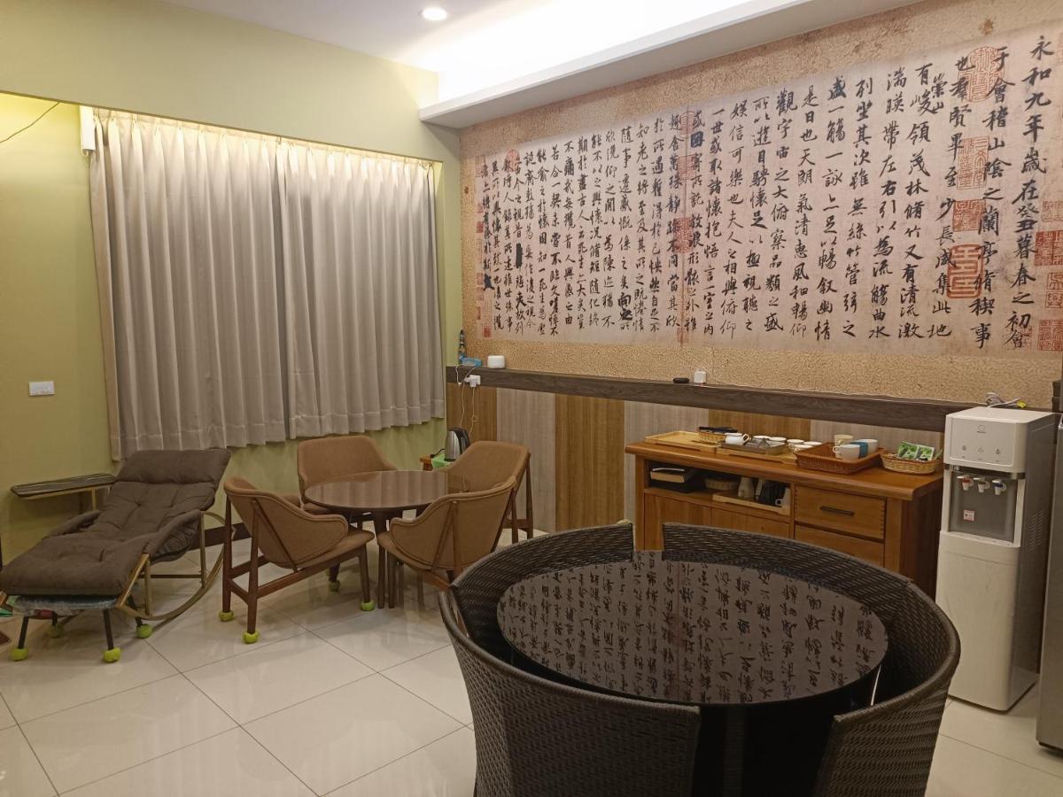 怡然自得-智能主題民宿 Zhushan Luaran gambar